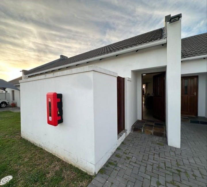 2 Bedroom Property for Sale in Uitenhage Central Eastern Cape